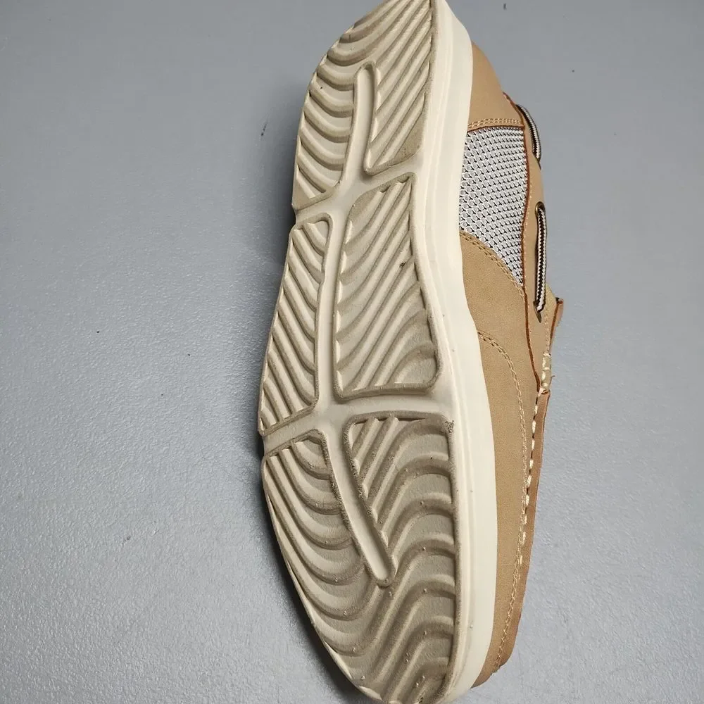 Island Surf Company Marlin II Boat Shoe Women Size 10 Tan Nubuck Leather Slip On